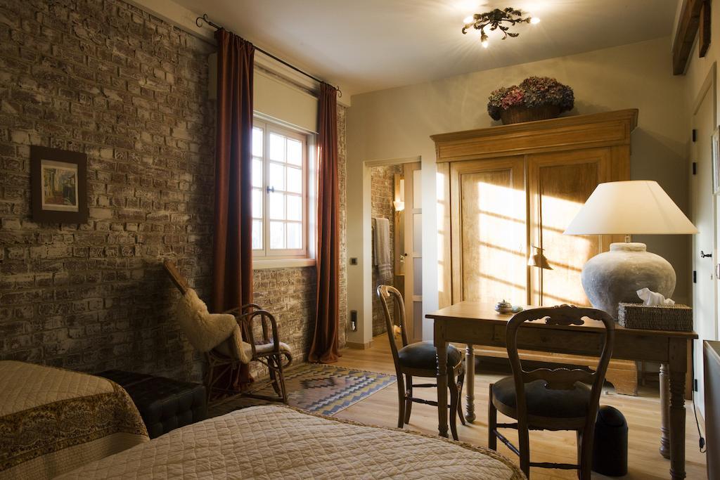 B&B Willow Lodge De Pinte ภายนอก รูปภาพ